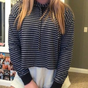 long sleeve hollister top